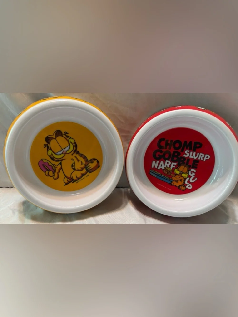 Garfield Plastic Dog Bowls